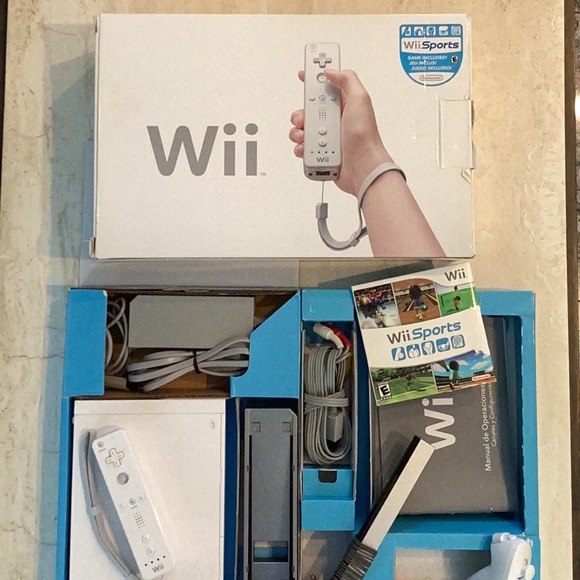 Nintendo Wii Console & Wii Sports Game Nintendo RVL-001 System Complete Box - Picture 14 of 16